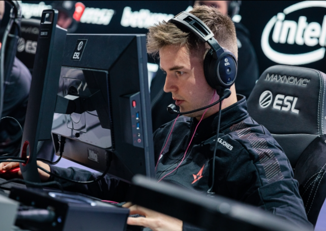 轻触表示尚 轻触表示尚