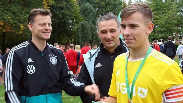 通过河牌统 通过河牌统